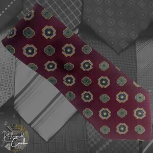 Geometric Shapes Maroon Tie